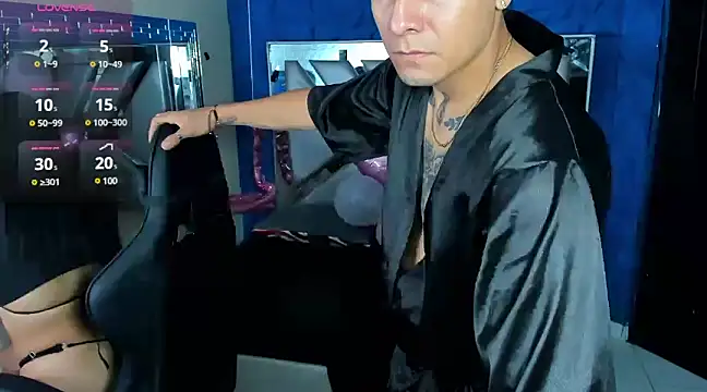 Natha and Sophia online show from 02-19-25, 10:23