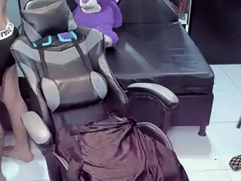 Natha and Sophia online show from 03-11-25, 03:34