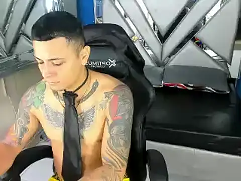 Natha and Sophia online show from 02-14-25, 10:38