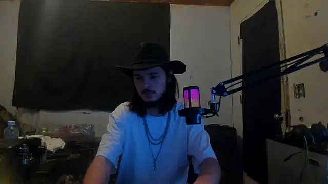 nuttyking2022 online show from 02-05-25, 06:02