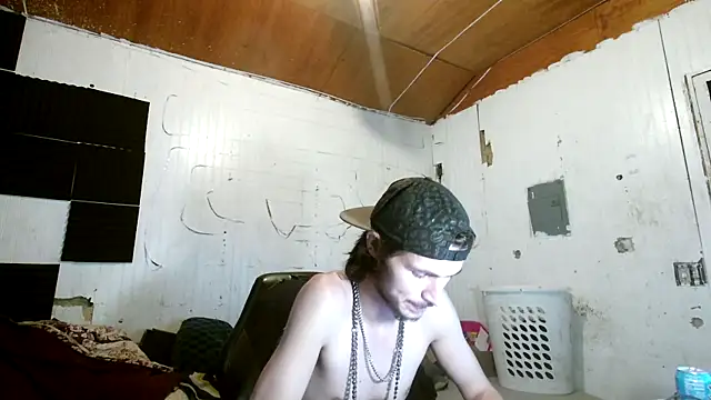 nuttyking2022 online show from 10-27-25, 05:08