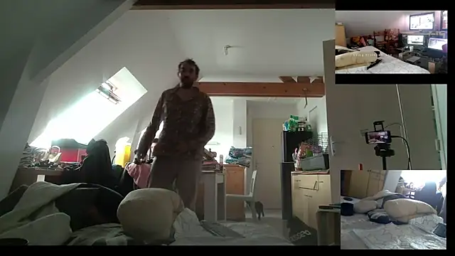 Snapshot of Mastersanges chatting on 10-09-25, 09:32 Mastersanges online show from 10-09-25, 09:32