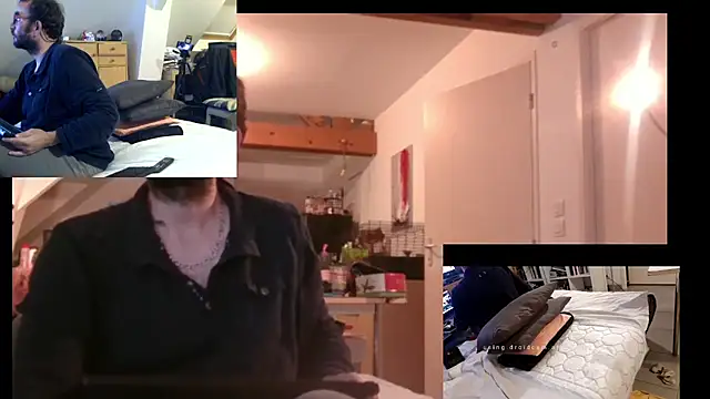 Snapshot of Mastersanges chatting on 10-17-25, 04:27 Mastersanges online show from 10-17-25, 04:27