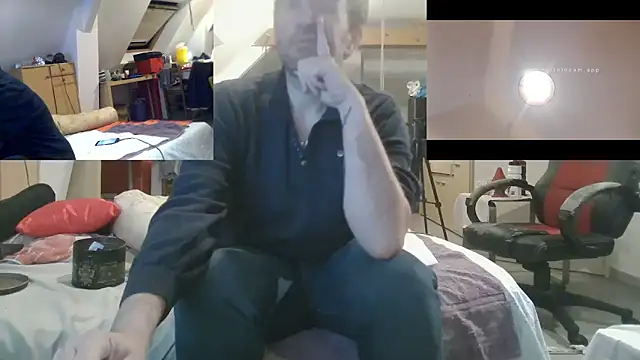 Snapshot of Mastersanges chatting on 09-18-25, 08:01 Mastersanges online show from 09-18-25, 08:01