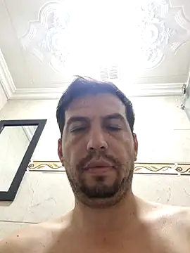 Snapshot of reyarturs13 chatting on 03-08-25, 05:59 reyarturs13 online show from 03-08-25, 05:59