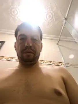 Snapshot of reyarturs13 chatting on 03-01-26, 09:26 reyarturs13 online show from 03-01-26, 09:26