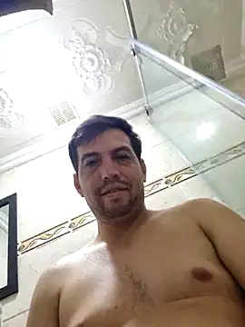 Snapshot of reyarturs13 chatting on 03-11-25, 04:41 reyarturs13 online show from 03-11-25, 04:41