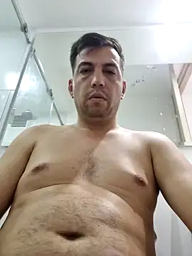 Snapshot of reyarturs13 chatting on 03-17-25, 02:12 reyarturs13 online show from 03-17-25, 02:12