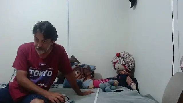 jeans and emma online show from 04-12-26, 11:30