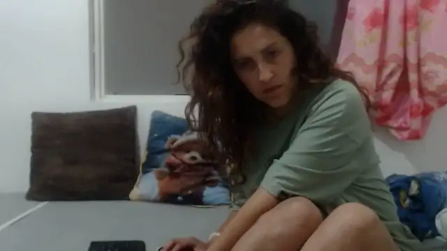 jeans and emma online show from 09-16-25, 12:00