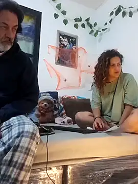 jeans and emma online show from 10-14-25, 07:31