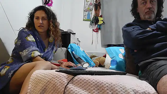 jeans and emma online show from 01-10-26, 01:23