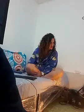 jeans and emma online show from 09-23-25, 12:28