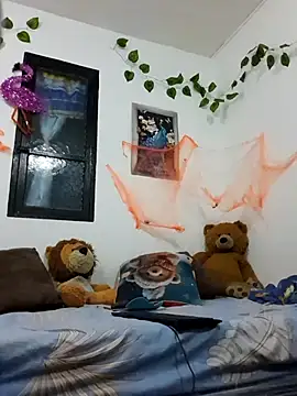 jeans and emma online show from 11-02-25, 01:32