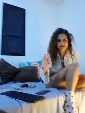 jeans and emma online show from 09-21-25, 03:22