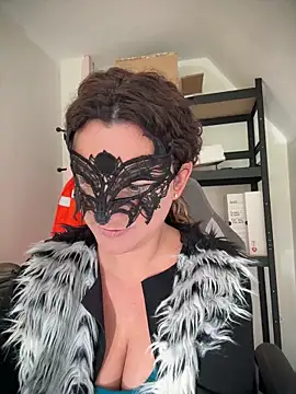 Loveblackzilla online show from 04-02-26, 12:23