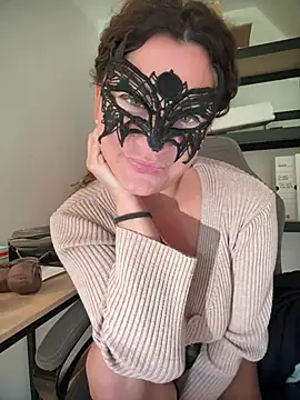 Loveblackzilla online show from 04-03-26, 12:33