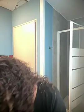 Loveblackzilla online show from 03-18-26, 02:08