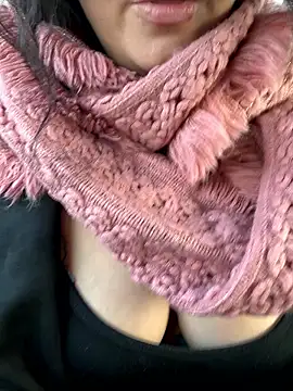 Loveblackzilla online show from 11-08-25, 01:25