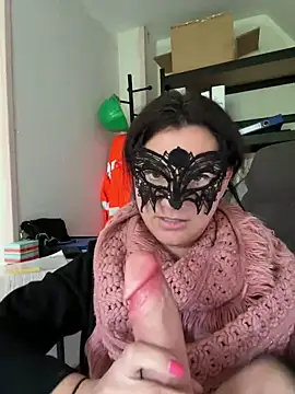 Loveblackzilla online show from 12-19-25, 01:13