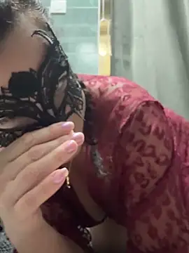 Loveblackzilla online show from 11-30-25, 10:54