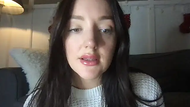 Snapshot of laceyjames24 chatting on 11-19-25, 11:43 laceyjames24 online show from 11-19-25, 11:43