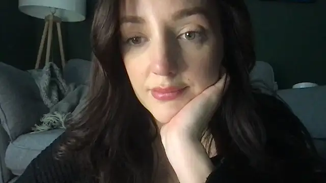 Snapshot of laceyjames24 chatting on 11-12-25, 11:25 laceyjames24 online show from 11-12-25, 11:25