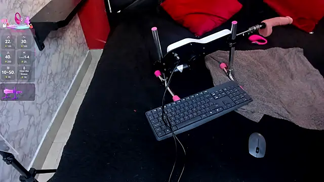 IVISBOUNCYASS online show from 11-22-25, 12:48