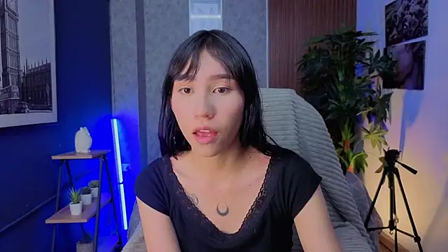 Snapshot of Miaa_Lee7 chatting on 05-23-26, 08:41 Miaa Lee7 online show from 05-23-26, 08:41