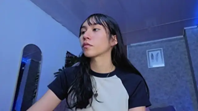Snapshot of Miaa_Lee7 chatting on 04-22-26, 08:15 Miaa Lee7 online show from 04-22-26, 08:15