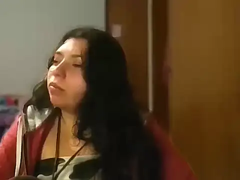 Snapshot of isabellapurple chatting on 02-25-26, 03:40 isabellapurple online show from 02-25-26, 03:40