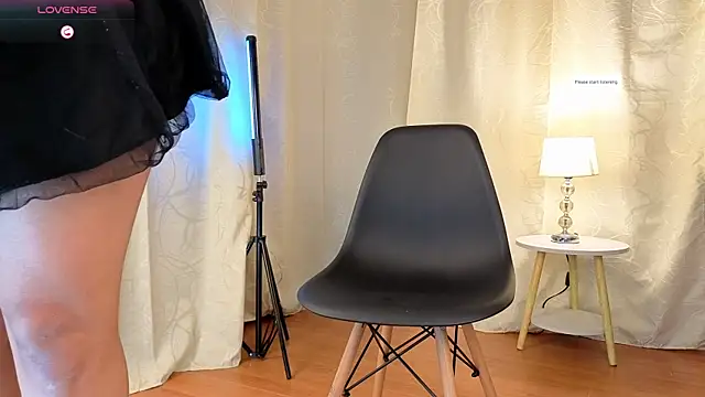 sophia dumont online show from 11-20-25, 10:31