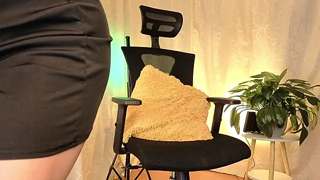 sophia dumont online show from 04-17-26, 10:18