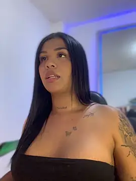 Snapshot of tinalove7 chatting on 02-06-26, 10:17 tinalove7 online show from 02-06-26, 10:17