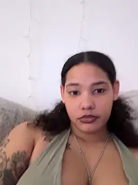 tastylolaaa online show from 07-15-26, 10:50