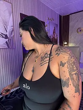 Madissonlove 1 online show from 04-26-26, 10:40