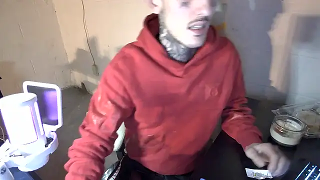 BadJewfucks online show from 01-12-26, 05:47