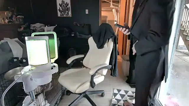 BadJewfucks online show from 01-06-26, 08:02