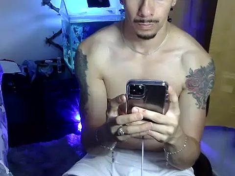 venusfranco 94 online show from 11-18-25, 06:17