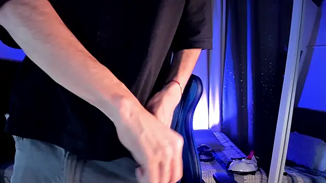 NovaaWheler online show from 10-06-25, 07:14