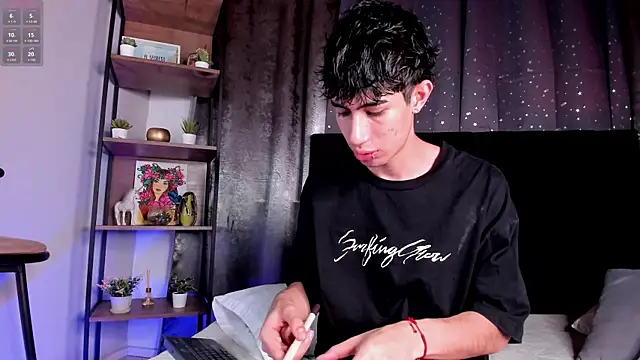 NovaaWheler online show from 10-29-25, 01:54