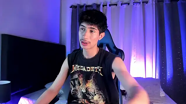 NovaaWheler online show from 10-04-25, 07:04