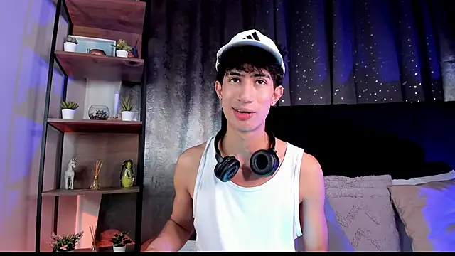 NovaaWheler online show from 11-27-25, 09:15