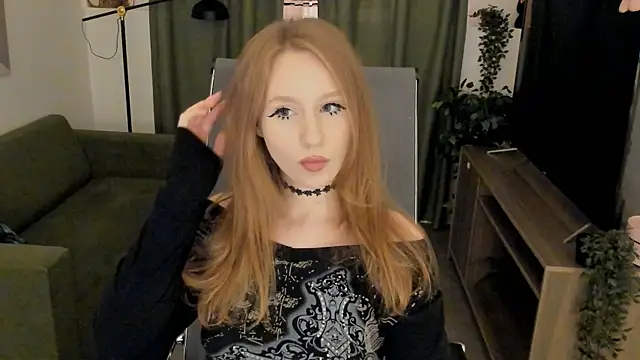 Snapshot of DariaTate chatting on 07-04-26, 05:39 DariaTate online show from 07-04-26, 05:39