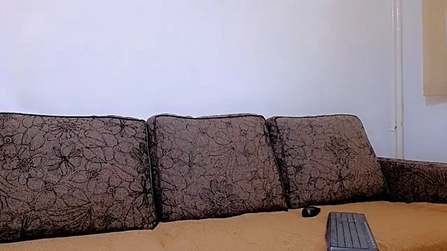 ChristiHanson online show from 11-28-25, 09:20