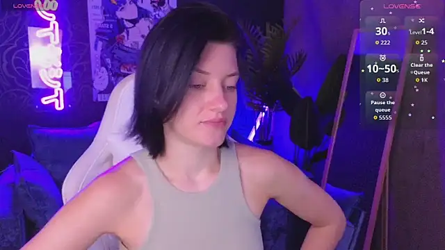 roxy riot  online show from 03-31-26, 01:51