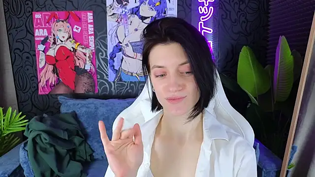 Snapshot of roxy_riot_ chatting on 02-21-25, 01:22 roxy riot online show from 02-21-25, 01:22