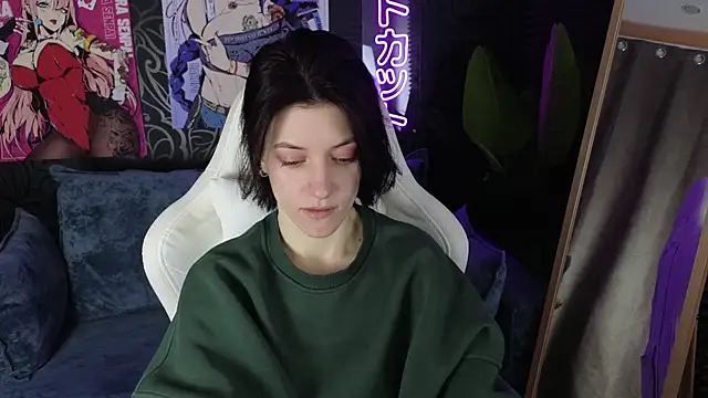 Snapshot of roxy_riot_ chatting on 02-20-25, 01:25 roxy riot online show from 02-20-25, 01:25