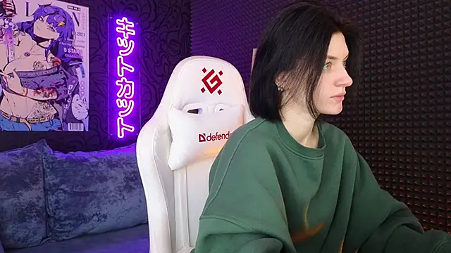 Snapshot of roxy_riot_ chatting on 03-15-25, 01:08 roxy riot online show from 03-15-25, 01:08