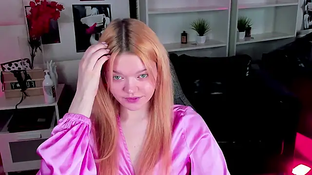 AdeleCartier online show from 03-01-25, 07:41